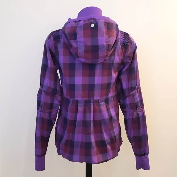 Lululemon Track Purple Navy Plaid Jacket, Size 6 - Picture 1 of 16